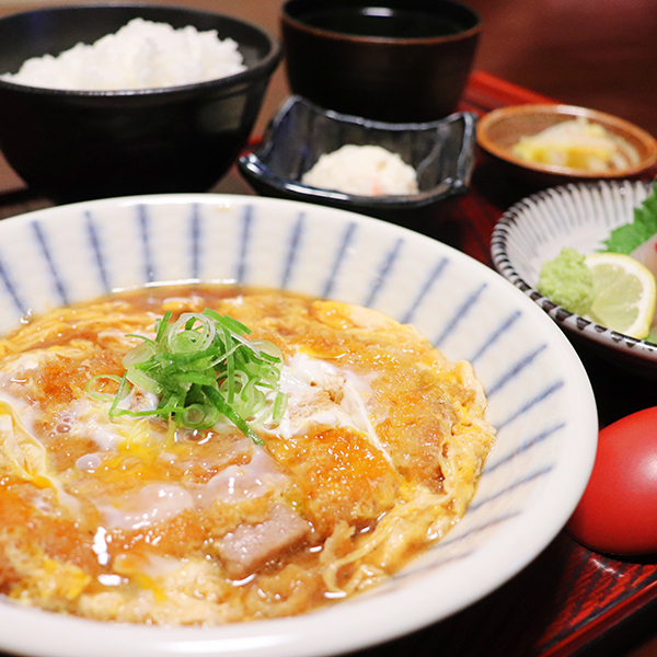 刺身・カツとじ定食