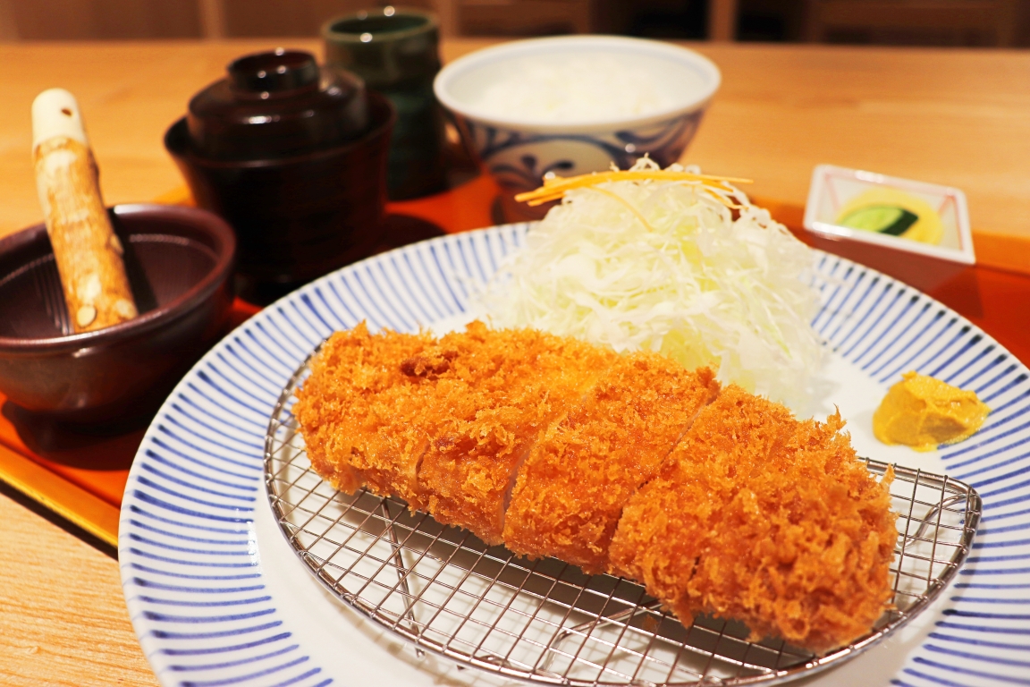 熟成ロースかつランチ