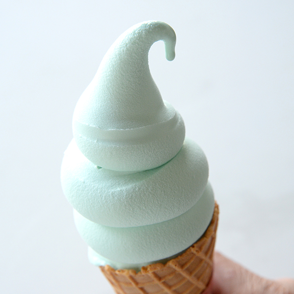 対象のソフトクリーム100円引き