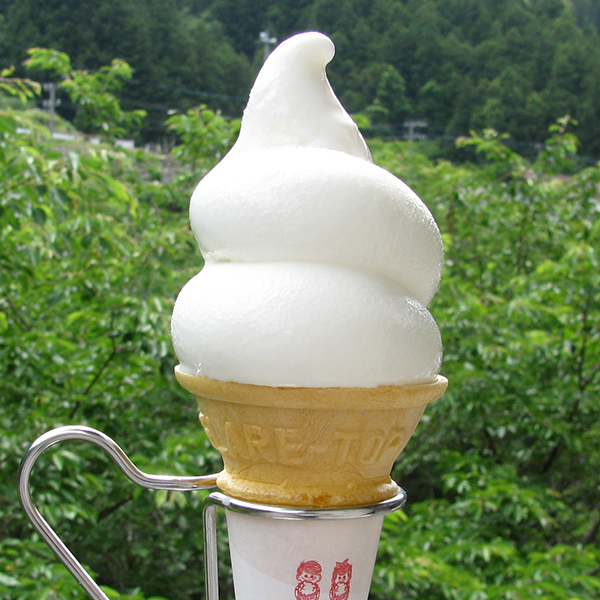 ソフトクリーム全品100円引き