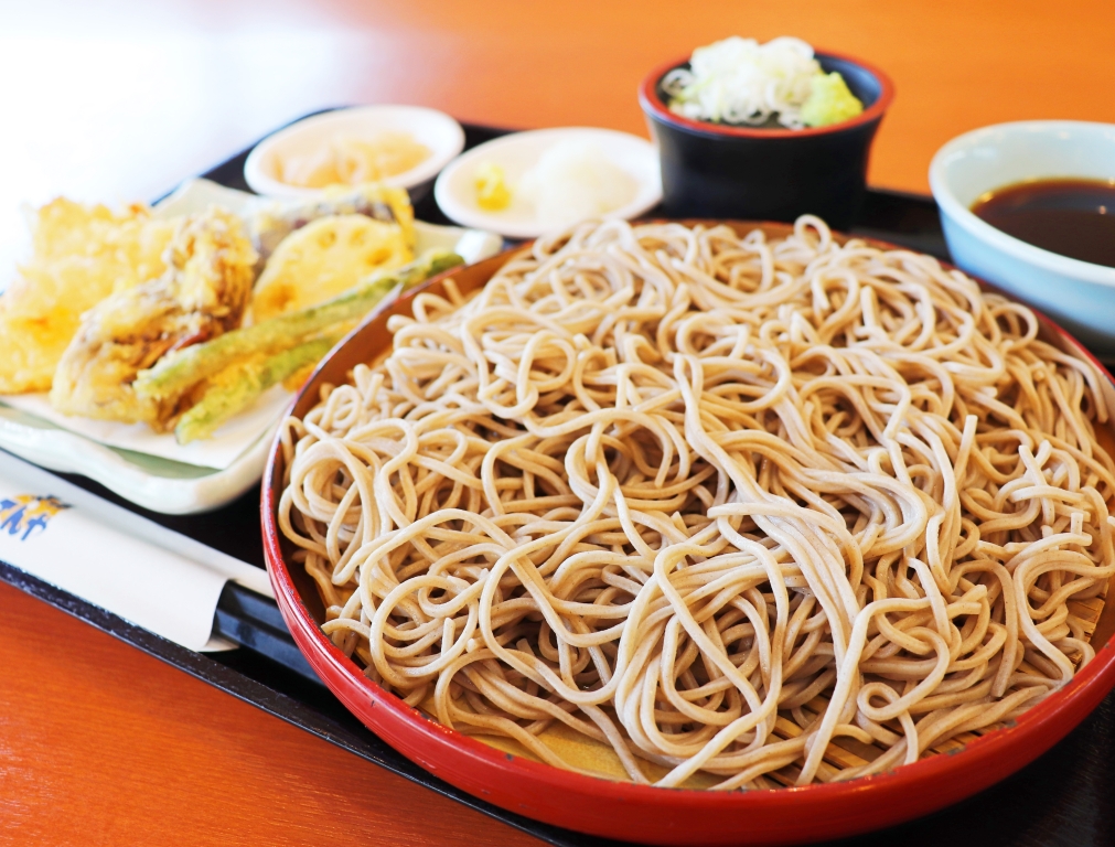 鶏と舞茸の天ぷらそばorうどん