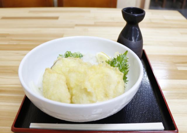［OPEN］のど越し抜群の絶品うどんを揚げたての天ぷらと一緒に味わおう![グルメ]