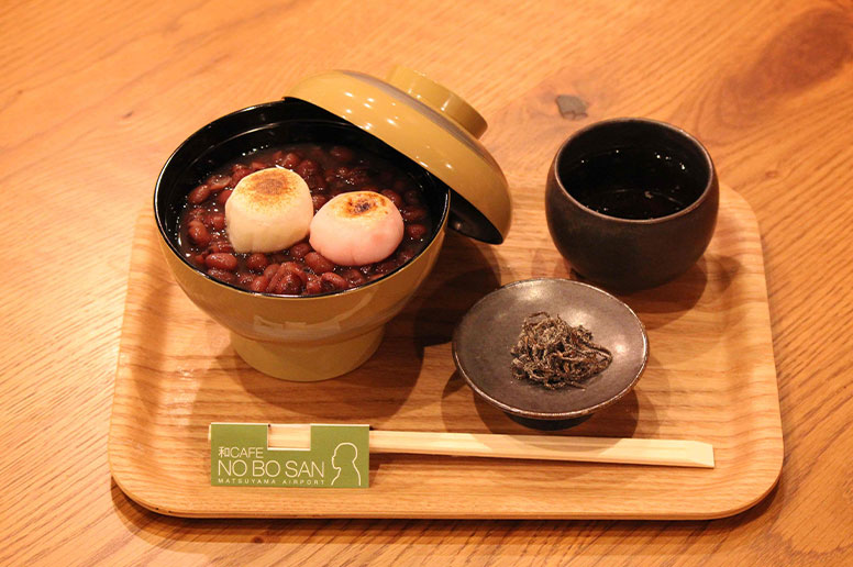 ホッと落ち着けるレトロモダンな和カフェ