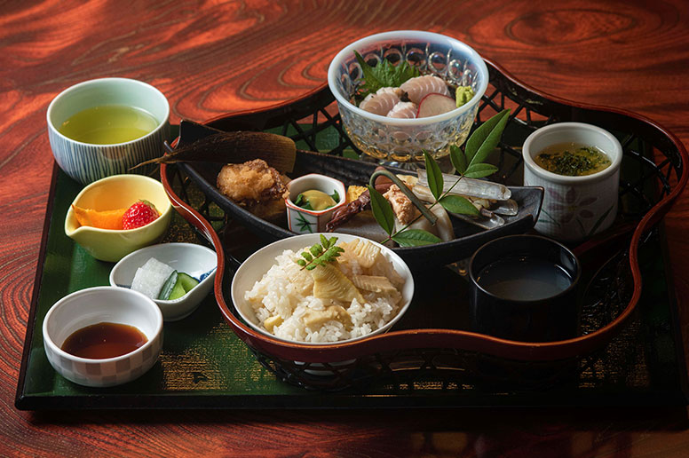 旬素材の滋味を生かした日本料理が味わえる店